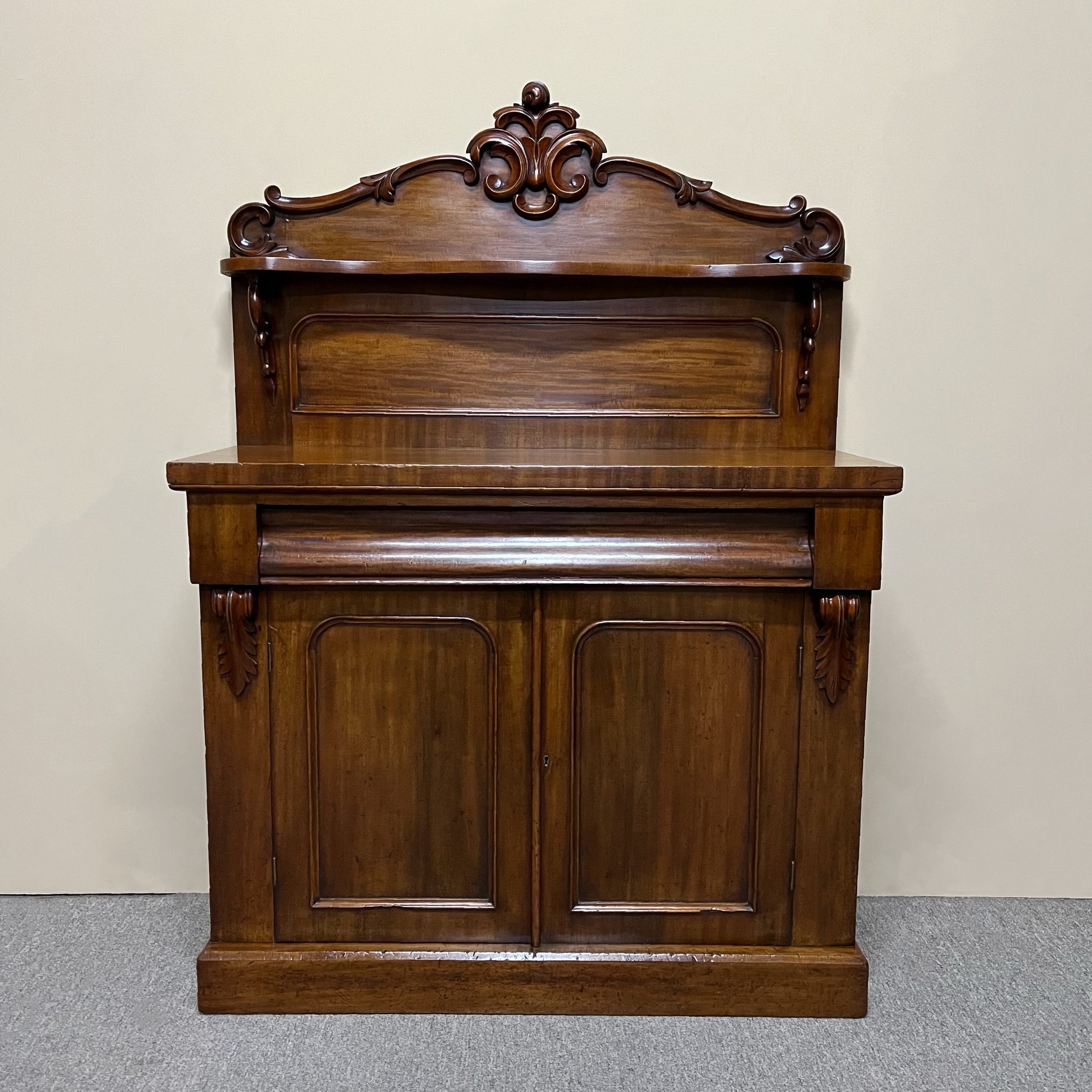Victorian Mahogany 2 door Chiffonier