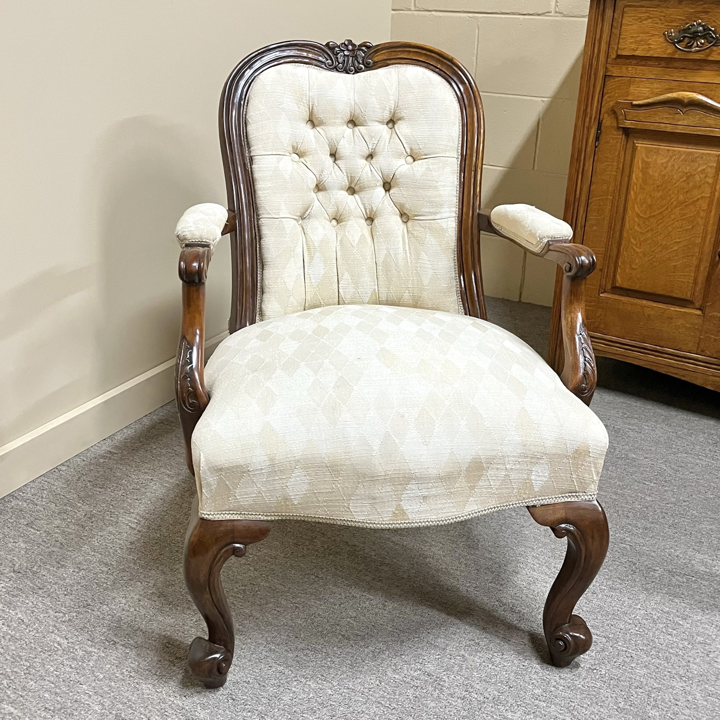 Victorian Walnut Bedroom Chair