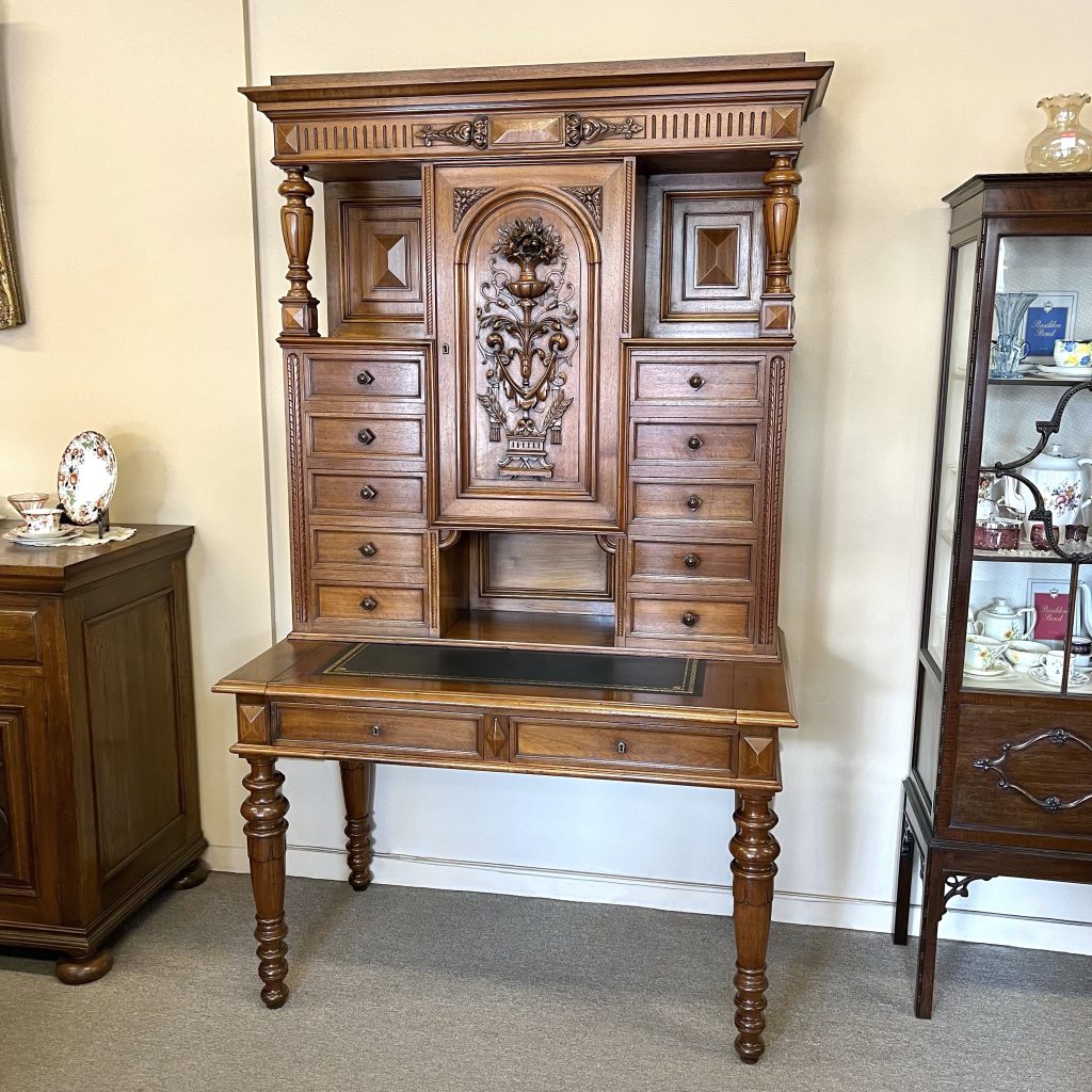 Living - Nostalgia Antiques