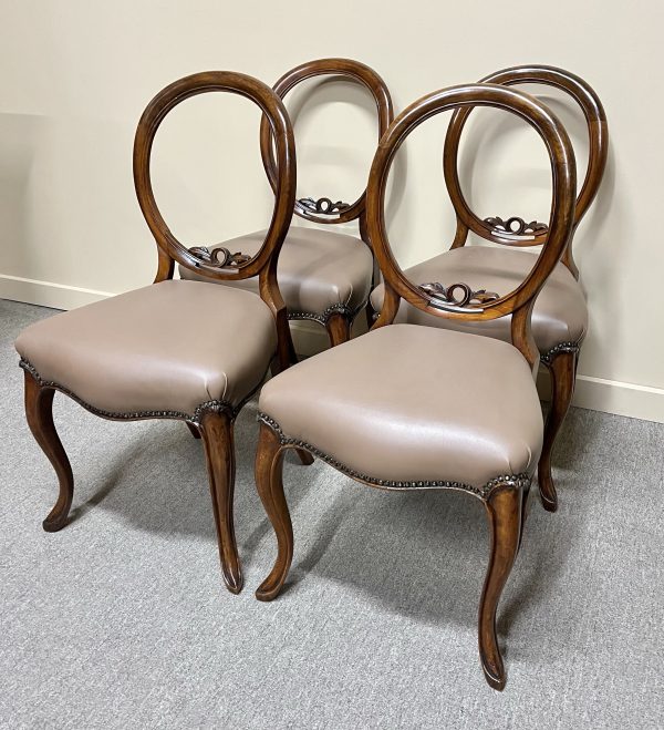 Set of 4 Walnut Dining Chairs, c.1860