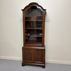 Mahogany Bookcase by Rojo