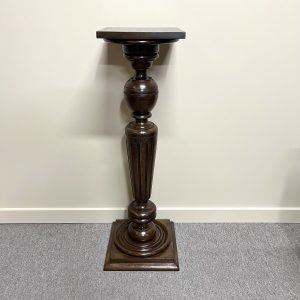 Early 20th Century Oak Pedestal