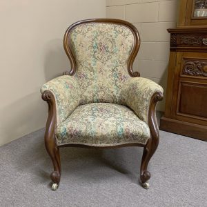 Australian Cedar Gent's Chair