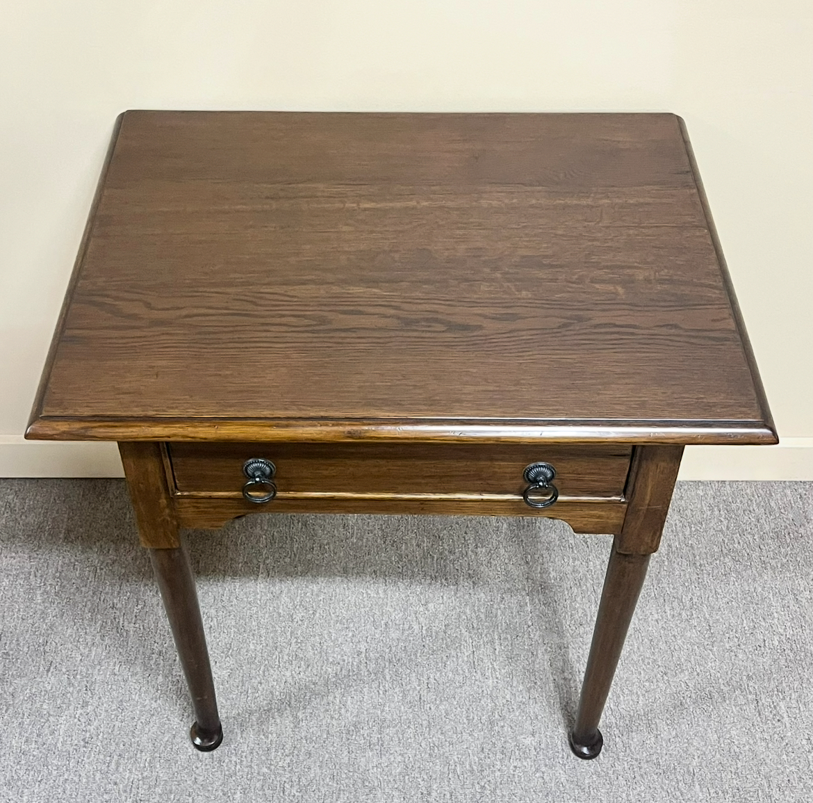 Vintage English Oak Side Table Vintage English Oak Side Table