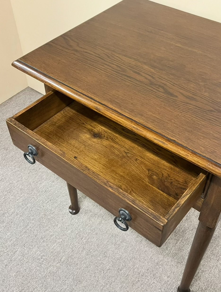 Vintage English Oak Side Table Vintage English Oak Side Table