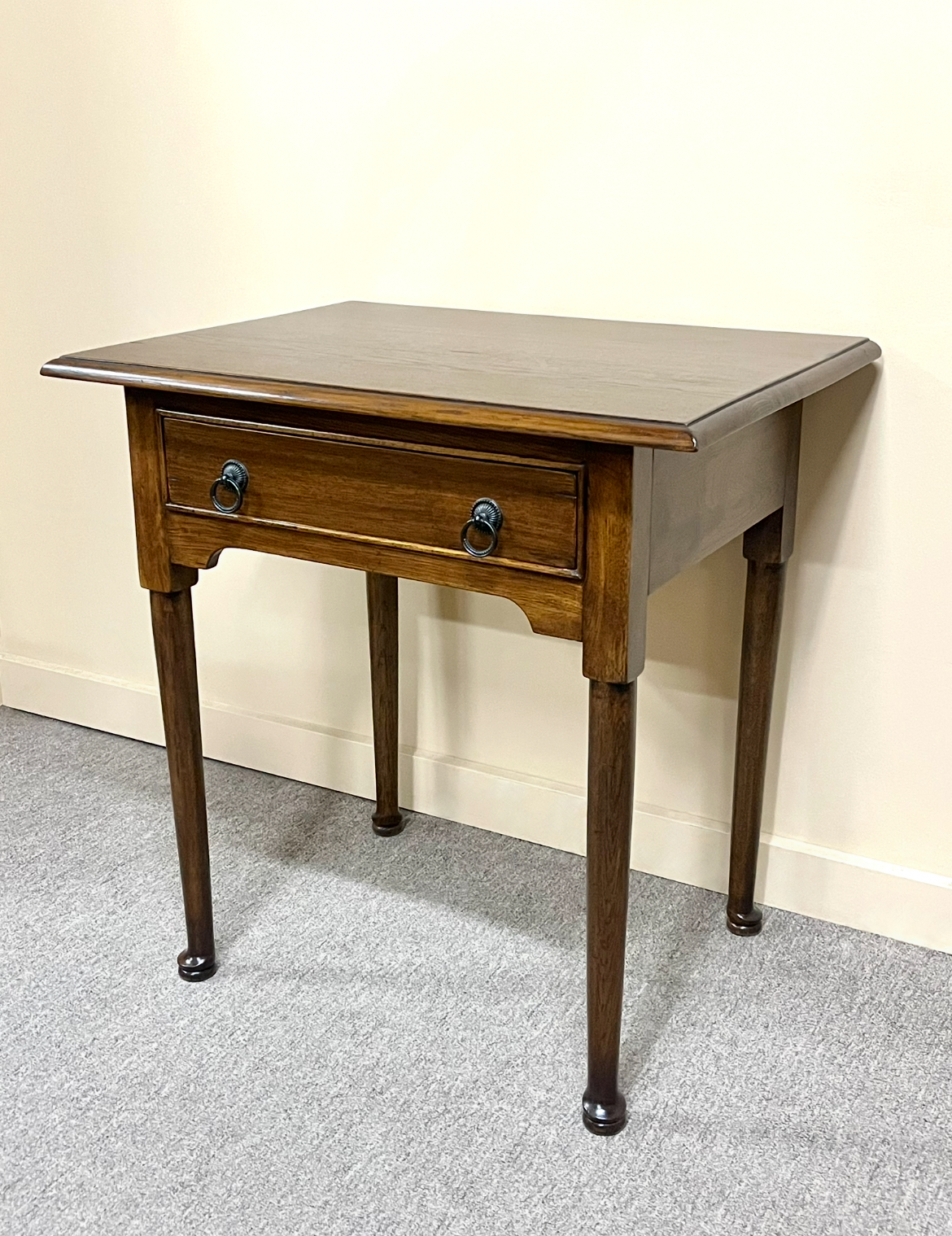 Vintage English Oak Side Table Vintage English Oak Side Table