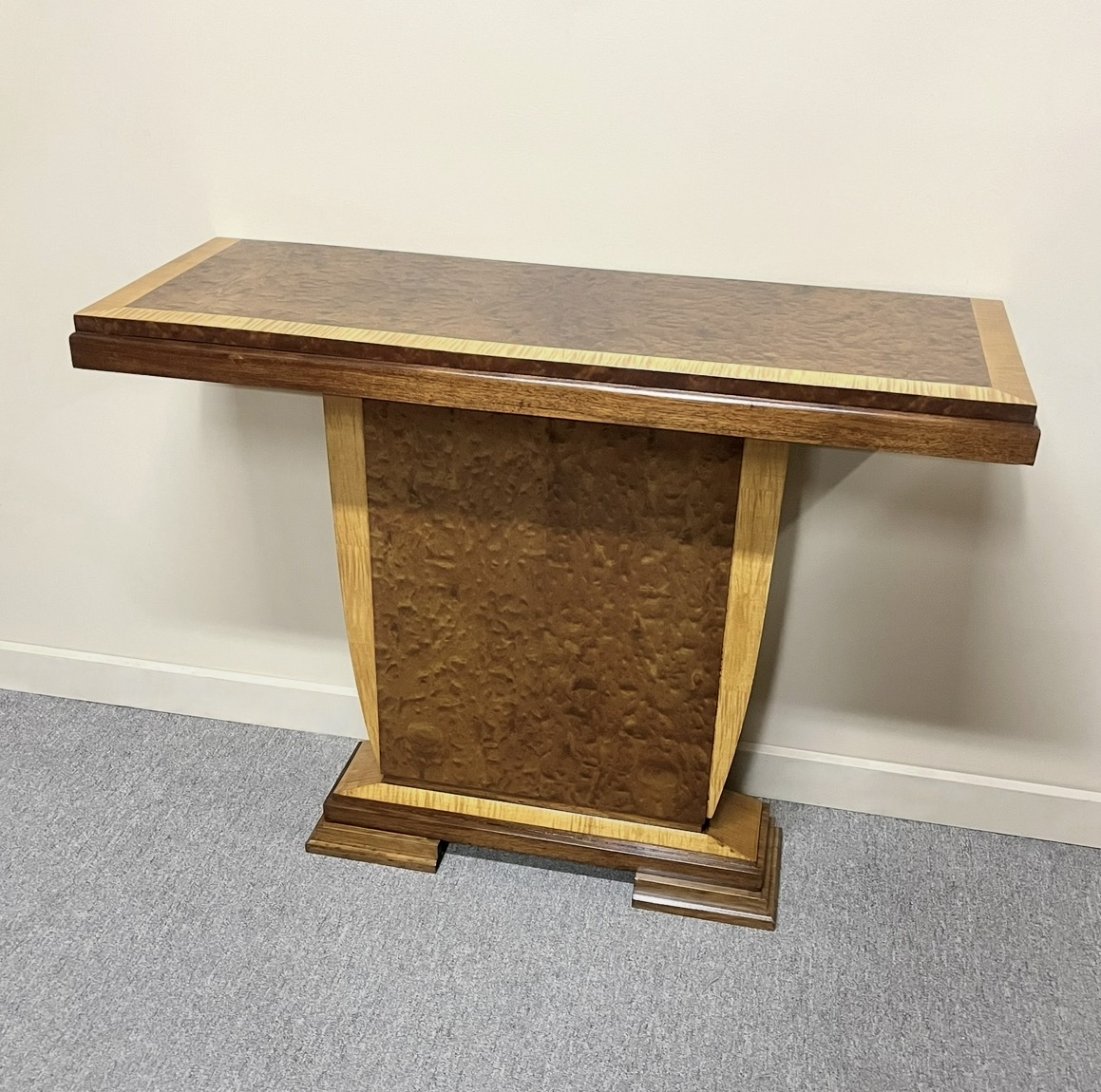 French Art Deco Hall Table French Art Deco Hall Table