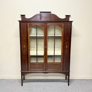 Edwardian Sheraton Style Display Cabinet Edwardian Sheraton Style Display Cabinet