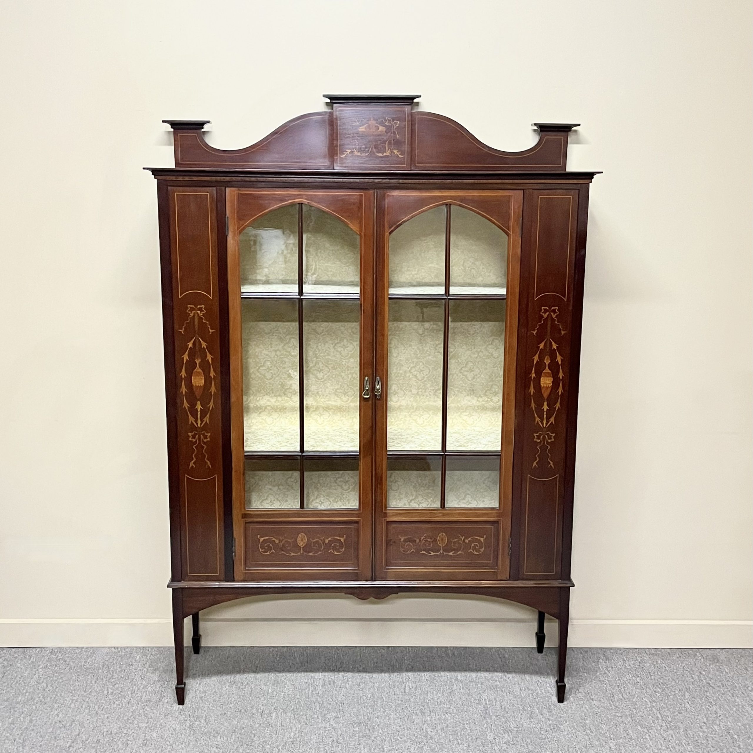 Edwardian Sheraton Style Display Cabinet Edwardian Sheraton Style Display Cabinet