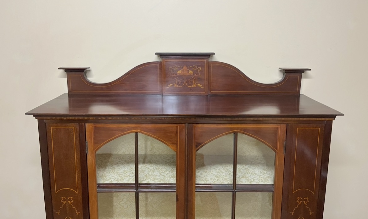 Edwardian Sheraton Style Display Cabinet Edwardian Sheraton Style Display Cabinet