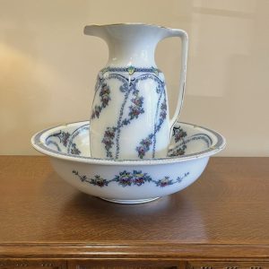 Edwardian Jug & Basin Set, c.1910 Edwardian Jug & Basin Set, c.1910
