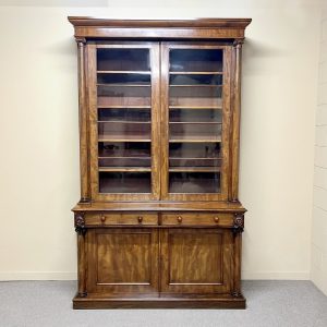 Fine English Mahogany Bookcase c.1840 Fine English Mahogany Bookcase c.1840