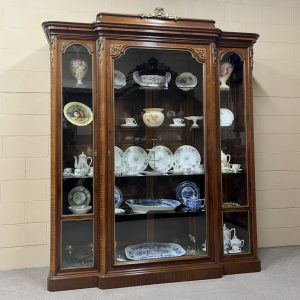 French Mahogany & Ormolu Display Cabinet French Mahogany & Ormolu Display Cabinet