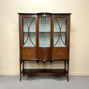 Edwardian Bow-Front Display Cabinet