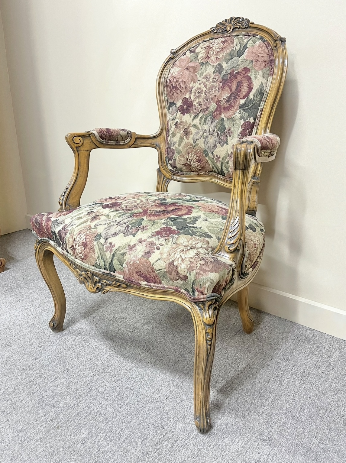 Pair of French Vintage Louis XV Style Fauteuils Pair of French Vintage Louis XV Style Fauteuils