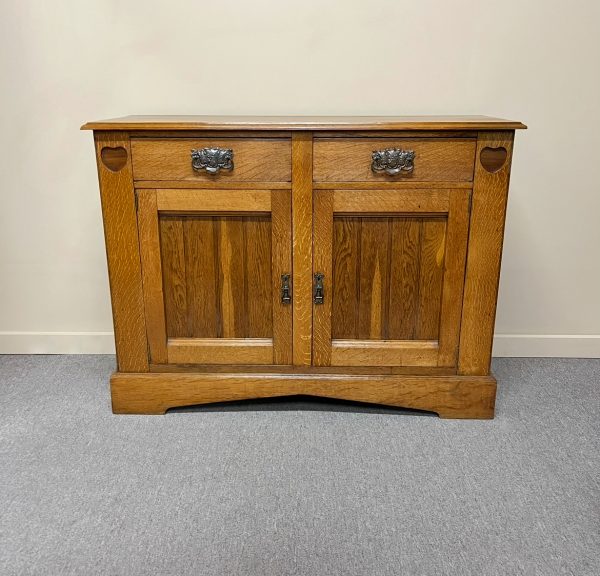English Arts & Crafts Oak Sideboard