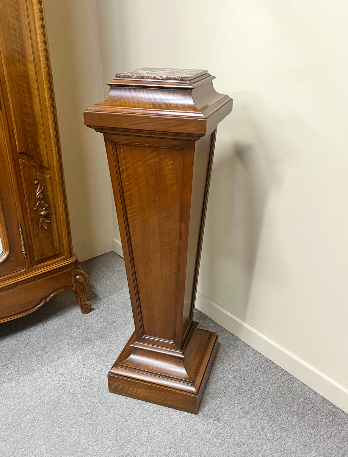 19th Century French Neoclassical Pedestal 19th Century French Neoclassical Pedestal