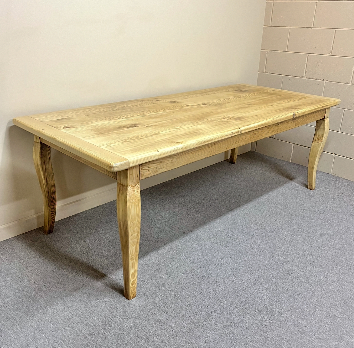 Vintage Pine Farm Table Vintage Pine Farm Table