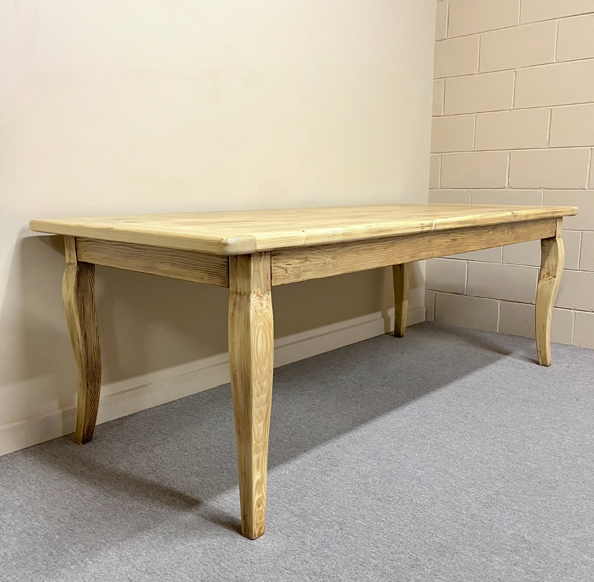 Vintage Pine Farm Table Vintage Pine Farm Table