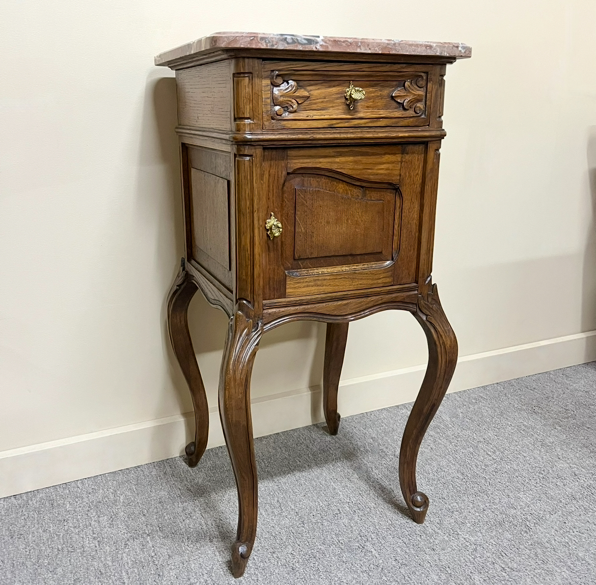 Pair of French Oak Bedside Cabinets Pair of French Oak Bedside Cabinets