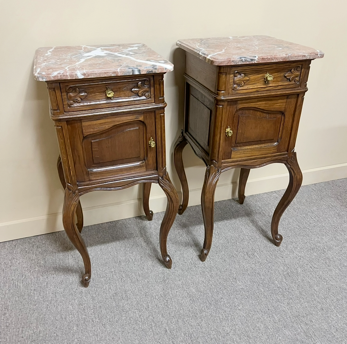 Pair of French Oak Bedside Cabinets Pair of French Oak Bedside Cabinets