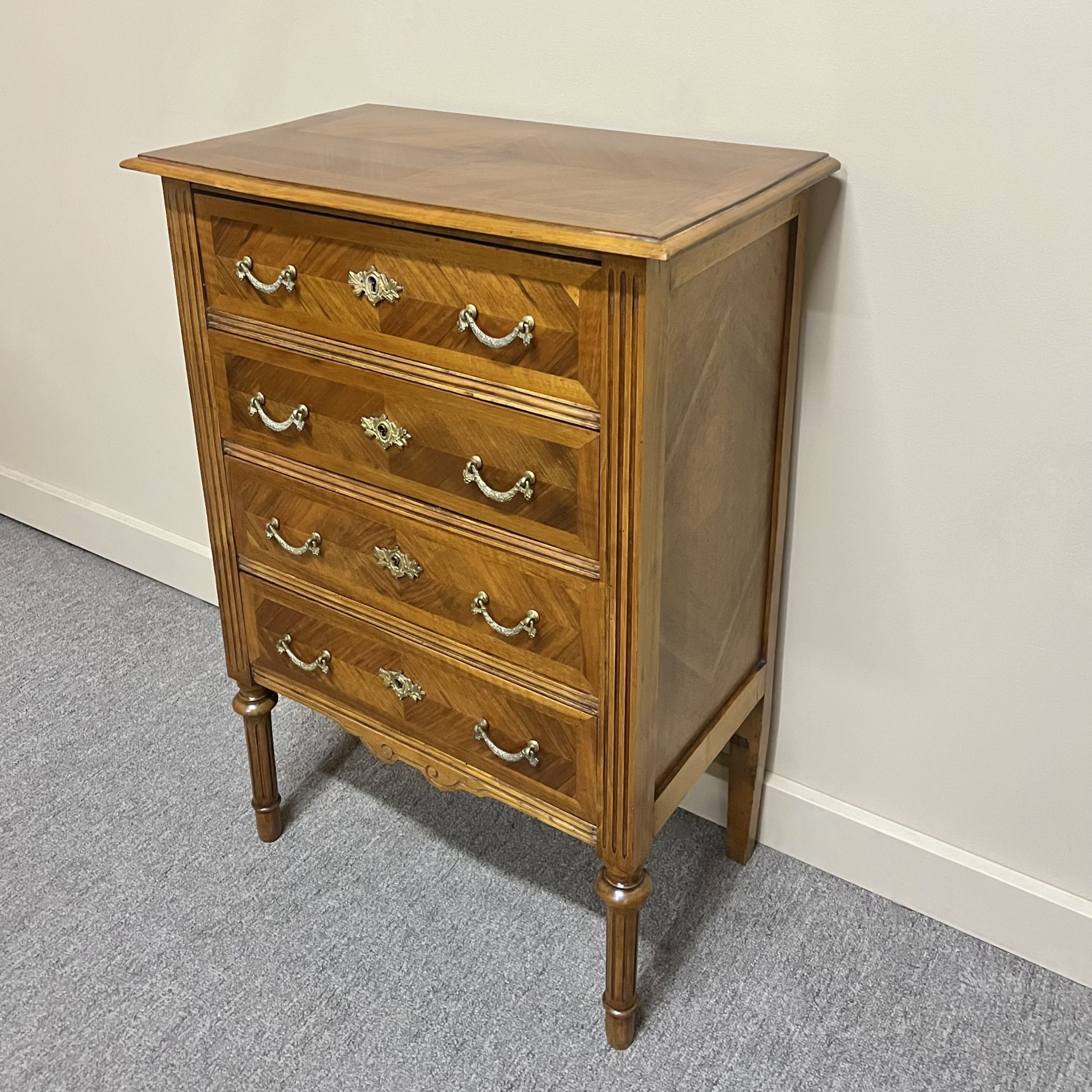 Petite French Walnut Commode Petite French Walnut Commode